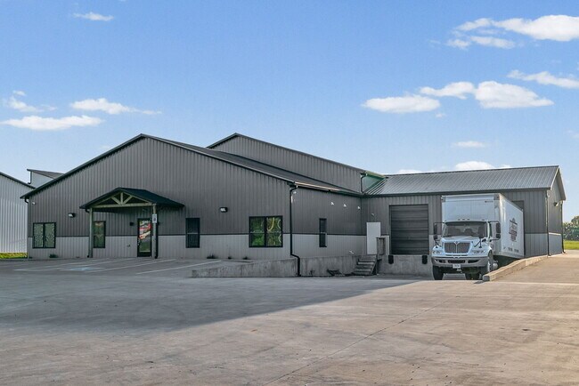Plus de détails pour 1040 Smokestack Dr, Clarksville, TN - Industriel à louer