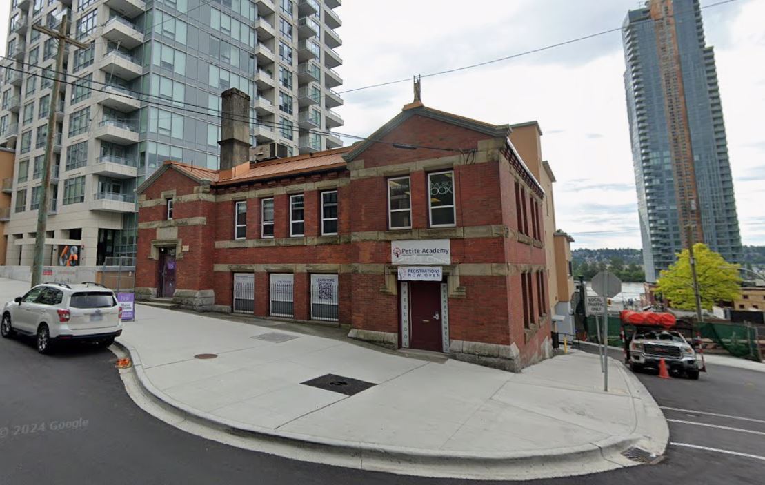 632 Carnarvon St, New Westminster, BC for lease Building Photo- Image 1 of 5