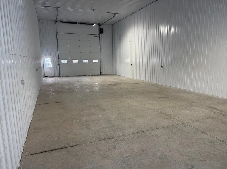 30 King Rd, Churchville, NY for lease - Interior Photo - Image 2 of 3