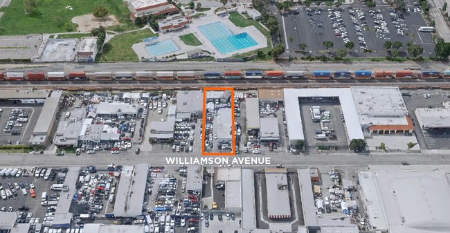 Plus de détails pour 800 W Williamson Ave, Fullerton, CA - Industriel à vendre