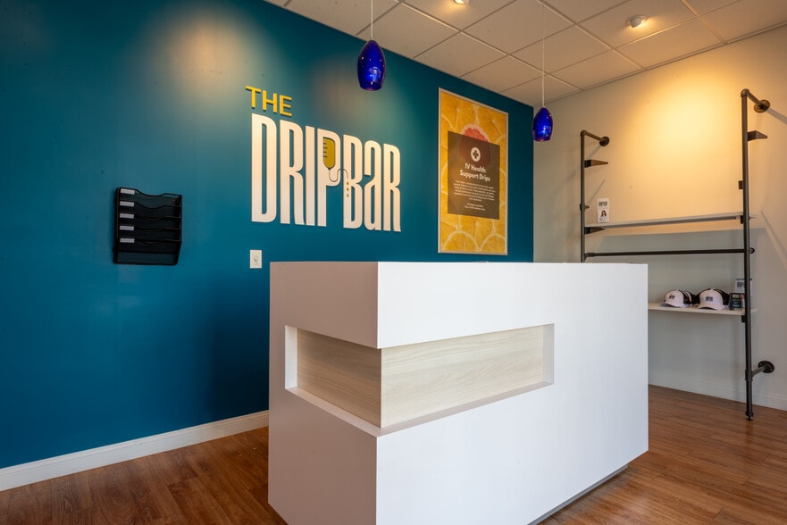 4551-4583 W Flamingo Rd, Las Vegas, NV for lease - Building Photo - Image 2 of 5