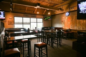 14126 W Center Rd, Omaha, NE for lease Building Photo- Image 2 of 3