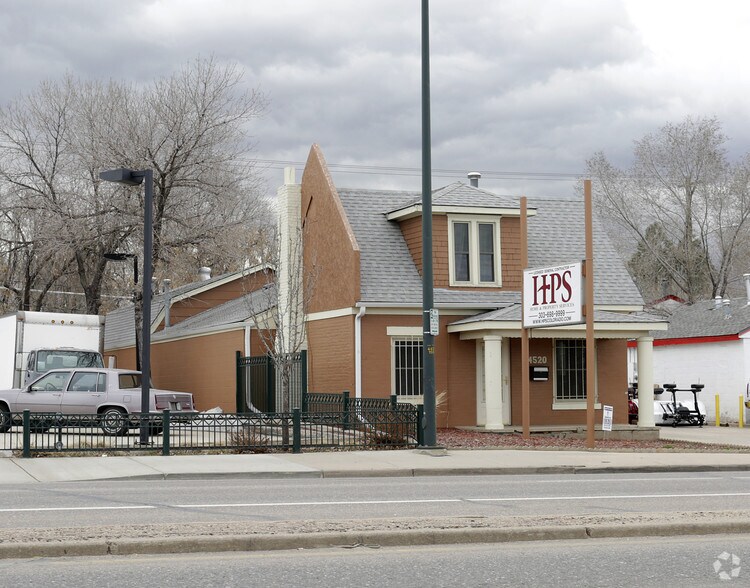 4520 S Broadway, Englewood, CO à louer - Photo du bâtiment - Image 3 de 20