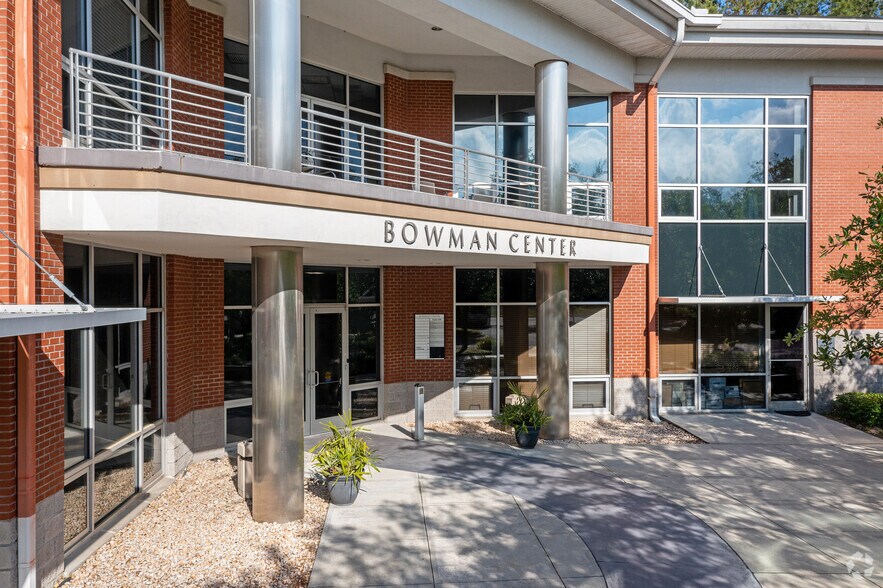 1156 Bowman Rd, Mount Pleasant, SC à louer - Photo du bâtiment - Image 3 de 22