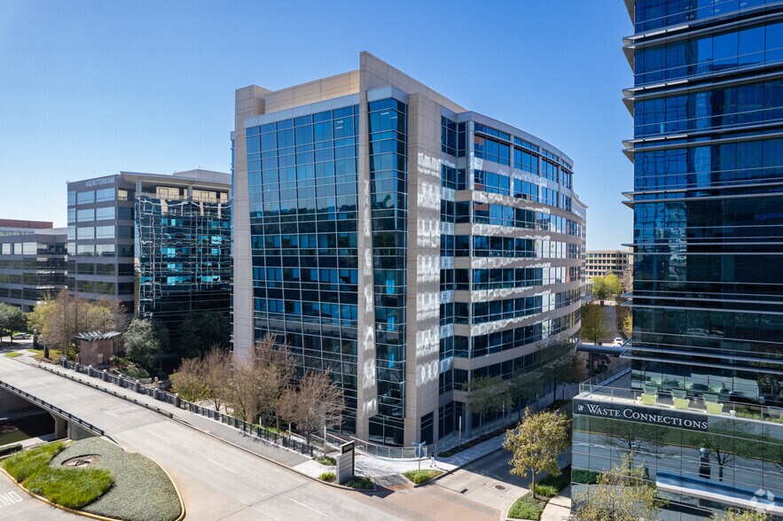 4 Waterway Square Pl, The Woodlands, TX à louer - Photo du bâtiment - Image 3 de 6