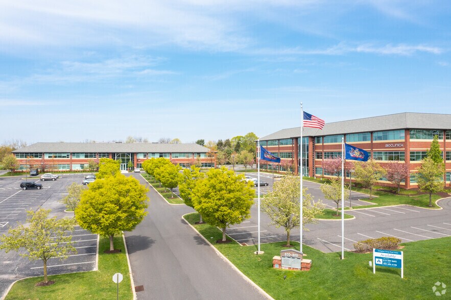 820 Adams Ave, Norristown, PA à louer - Photo du bâtiment - Image 3 de 7