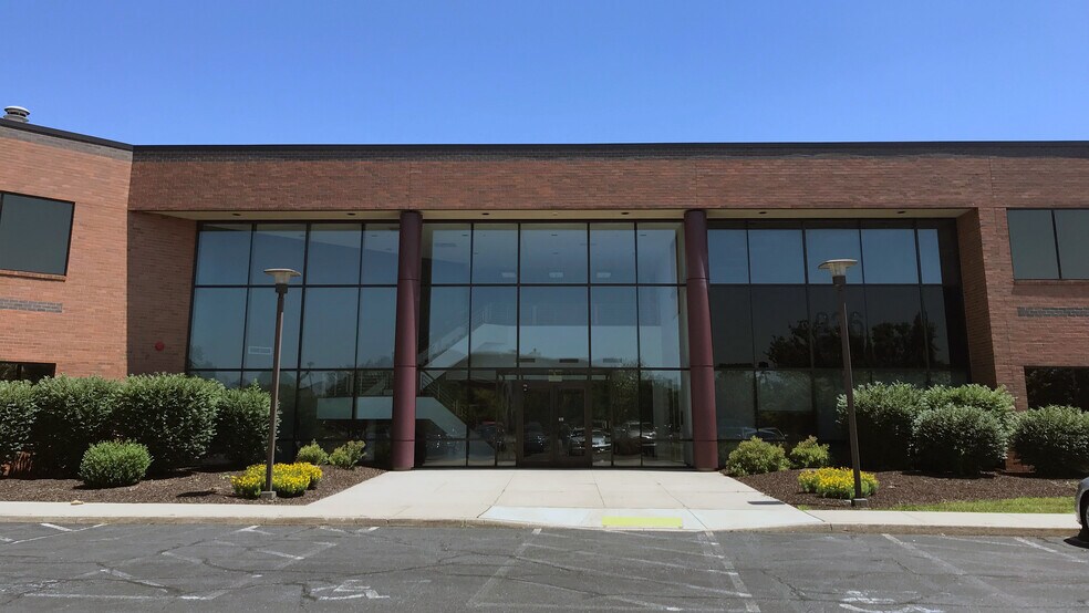 236 Brodhead Rd, Bethlehem, PA à louer - Photo du bâtiment - Image 3 de 19