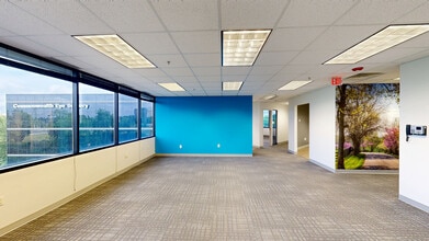 2525 Harrodsburg Rd, Lexington, KY à louer Numérisation 3D de Matterport- Image 1 de 5