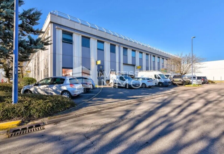 Flex in Aulnay-sous-Bois for lease - Building Photo - Image 2 of 6