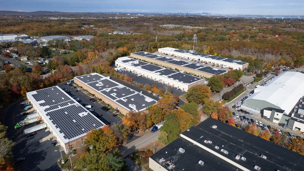 106 Finnell Dr, Weymouth, MA for lease - Building Photo - Image 3 of 33