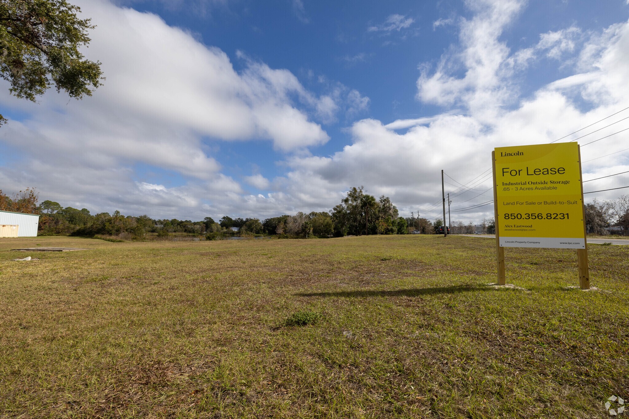 211-215 Old Daytona Rd, Deland, FL for sale Primary Photo- Image 1 of 2