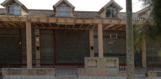 Plus de détails pour Commerce de détail à vendre