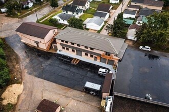 1613 Chase St, La Crosse, WI à vendre Photo intérieure- Image 1 de 5