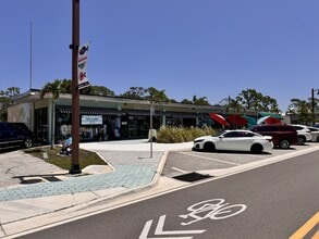 452 W Dearborn St, Englewood, FL for lease Interior Photo- Image 1 of 2