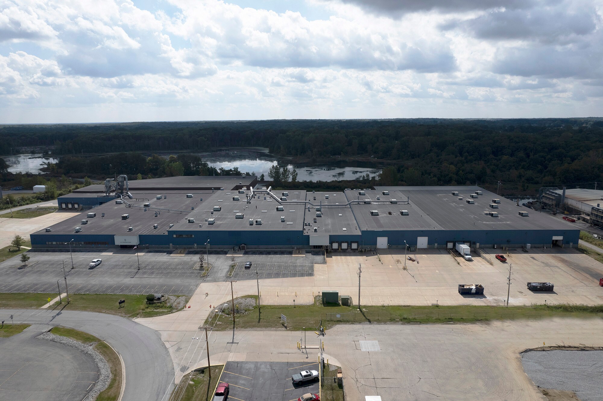 2500 Marion Dr, Kendallville, IN for lease Primary Photo- Image 1 of 6