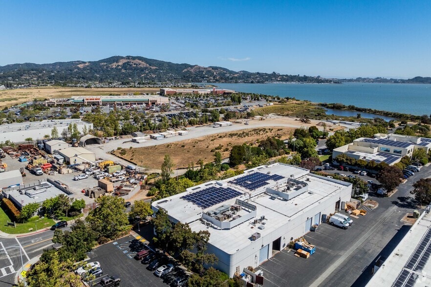 101 Glacier Point Rd, San Rafael, CA for lease - Building Photo - Image 3 of 4