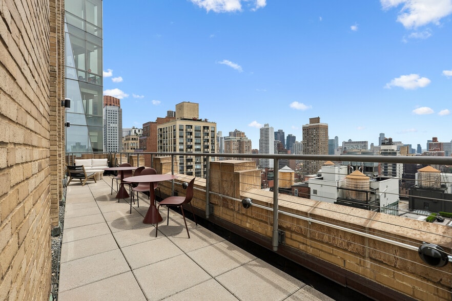 386 Park Ave S, New York, NY for lease - Interior Photo - Image 2 of 15