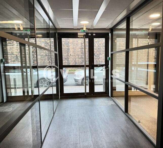 92-96 Cours Vitton, Lyon for lease - Lobby - Image 2 of 19
