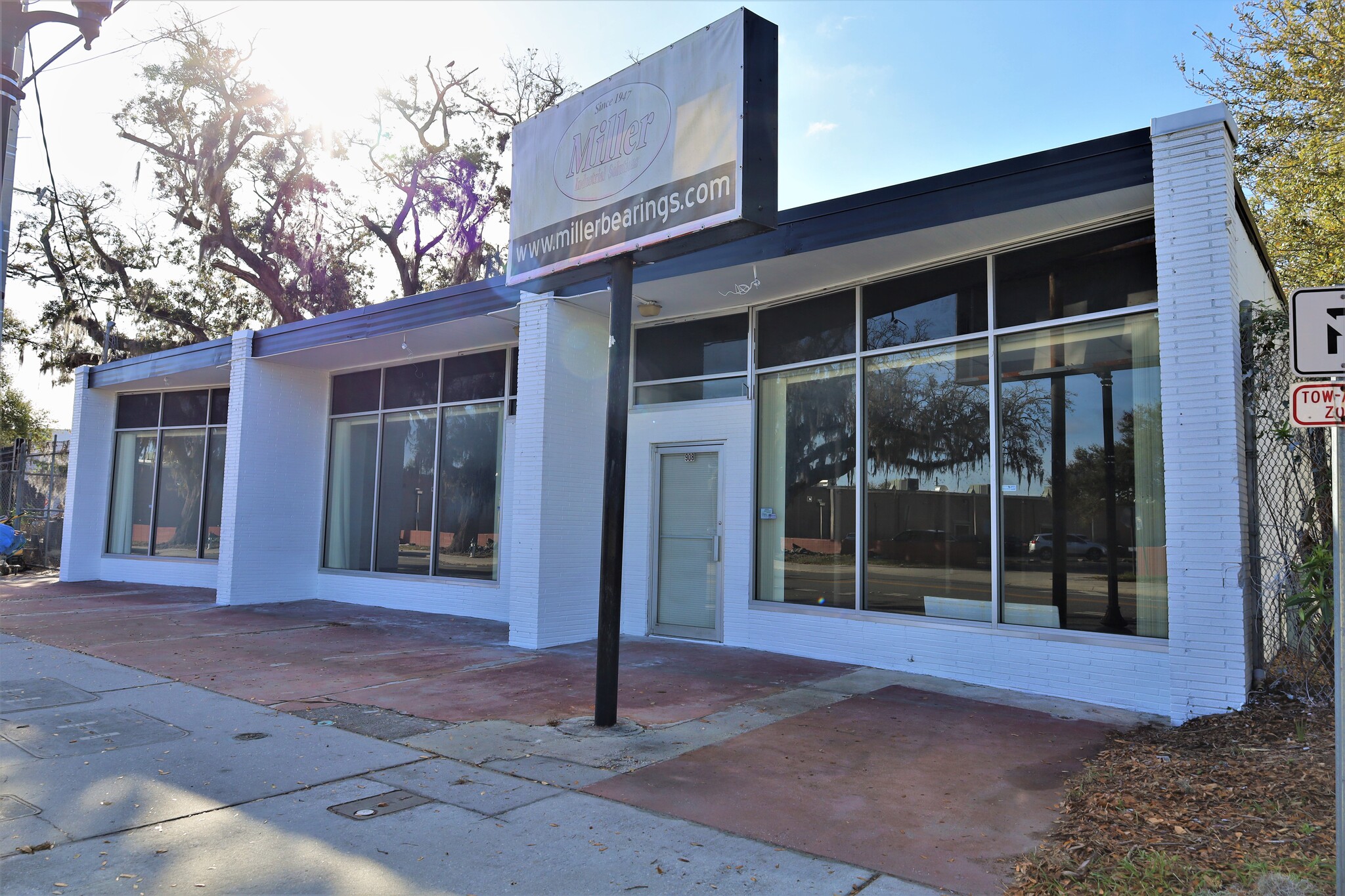 908 W Central Blvd, Orlando, FL for lease Building Photo- Image 1 of 9