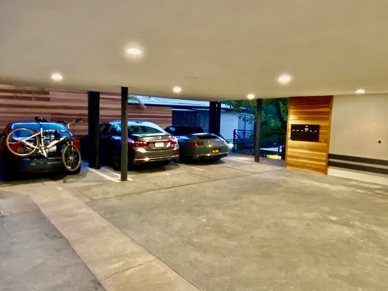 3305-3309 Primera Ave, Los Angeles, CA for sale - Building Photo - Image 3 of 15