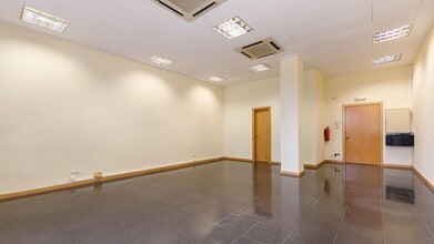 Carrer Brussel.Les, 22-28, Barcelona, Barcelona for lease Interior Photo- Image 2 of 10