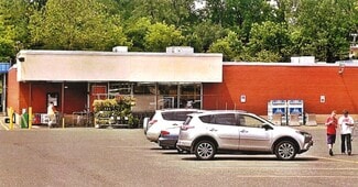 More details for 88 W Park St, Lee, MA - Retail for Sale