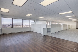 1051 Perimeter Dr, Schaumburg, IL for lease Interior Photo- Image 2 of 3