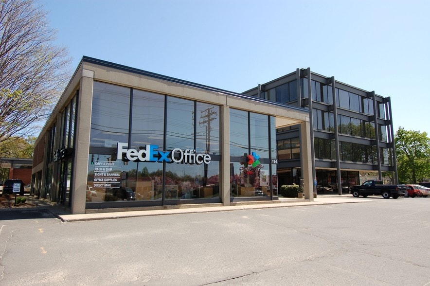 127 Washington Ave, North Haven, CT for lease - Building Photo - Image 1 of 20