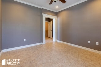 860 Hebron Pky, Lewisville, TX for lease Interior Photo- Image 2 of 10