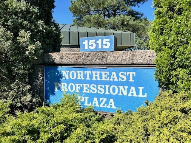 1515 E Cedar Ave, Flagstaff, AZ à louer - Photo du bâtiment - Image 2 de 3