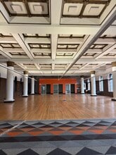 523 W 6th St, Los Angeles, CA for lease Interior Photo- Image 1 of 1