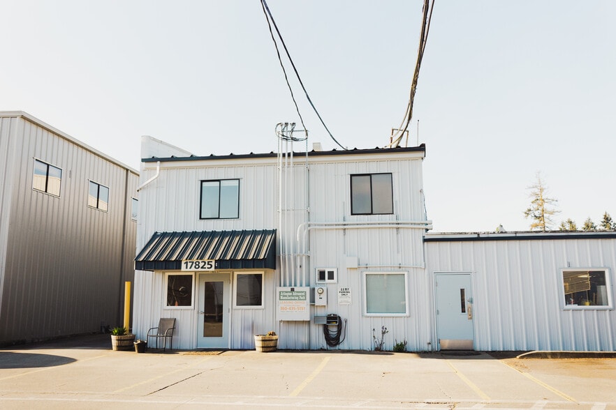 17825 59th Ave NE, Arlington, WA for lease - Building Photo - Image 2 of 11