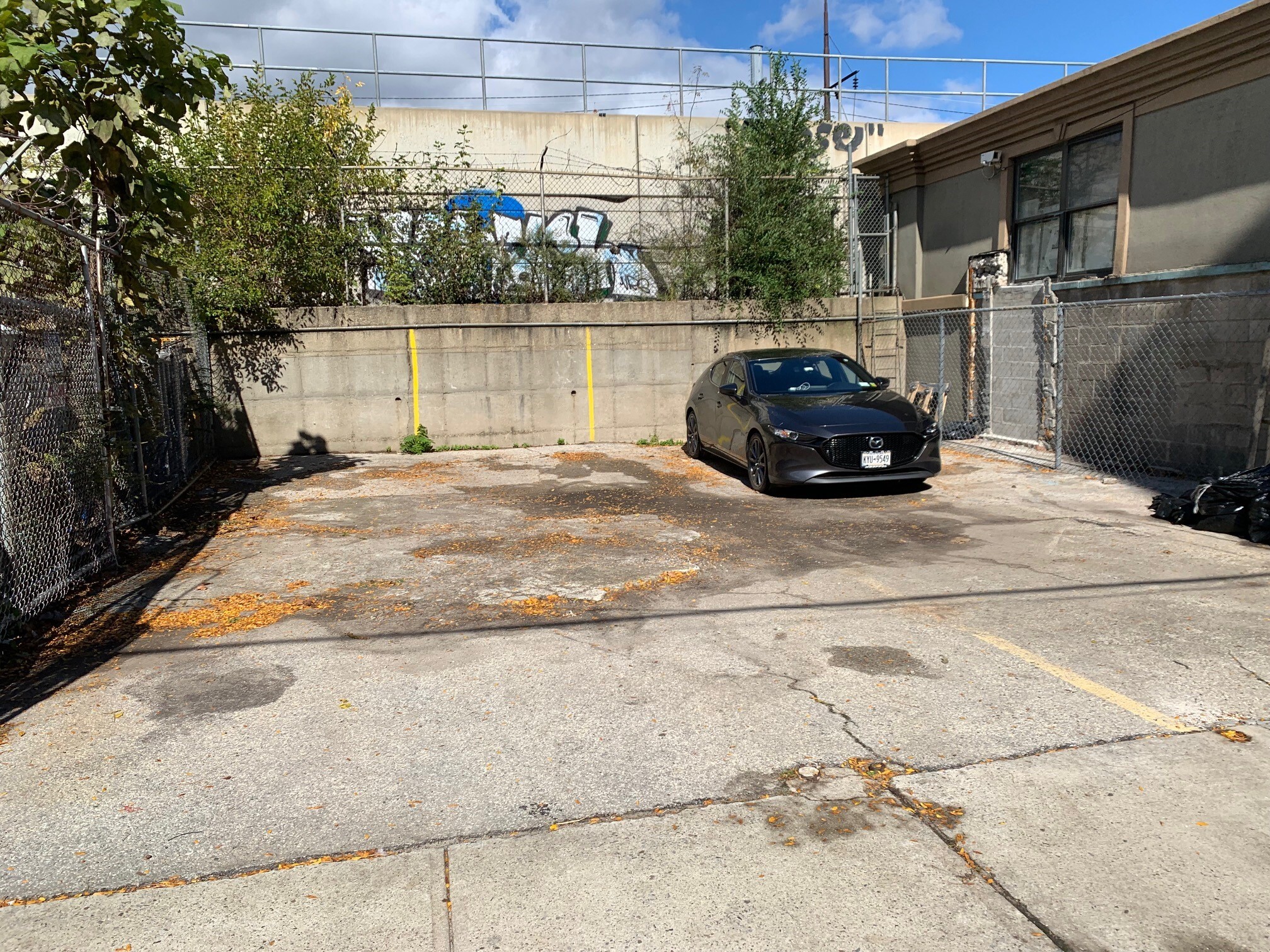 45-15 Barnett Ave, Long Island City, NY for lease Building Photo- Image 1 of 2