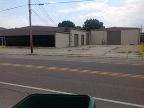 1120 Lafayette St, Gretna, LA for lease Building Photo- Image 2 of 12