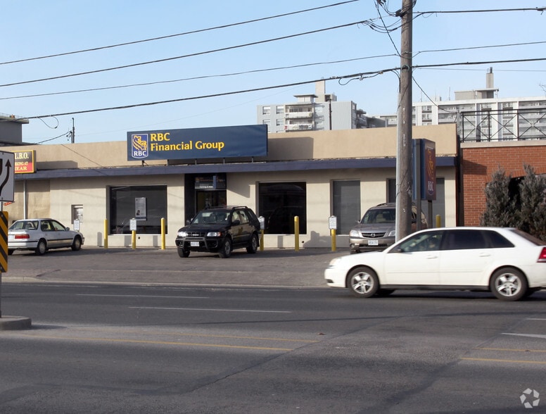 2766-2770 Keele St, Toronto, ON for lease - Primary Photo - Image 1 of 2