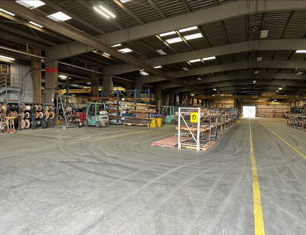 222 E 4th St, Ripon, CA à vendre - Photo intérieure - Image 3 de 16