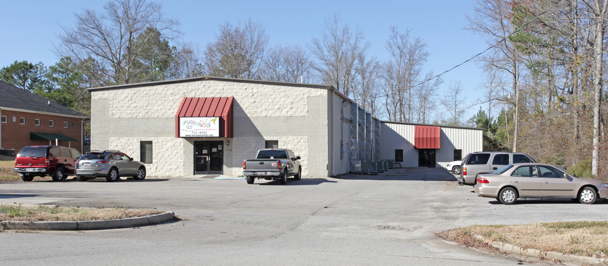 105 Ministry Dr, Irmo, SC for lease Building Photo- Image 1 of 8