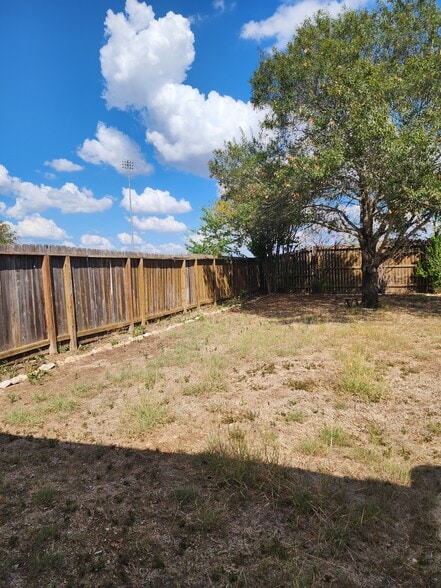 300 S Main St, Cibolo, TX à vendre - Photo du bâtiment - Image 2 de 7