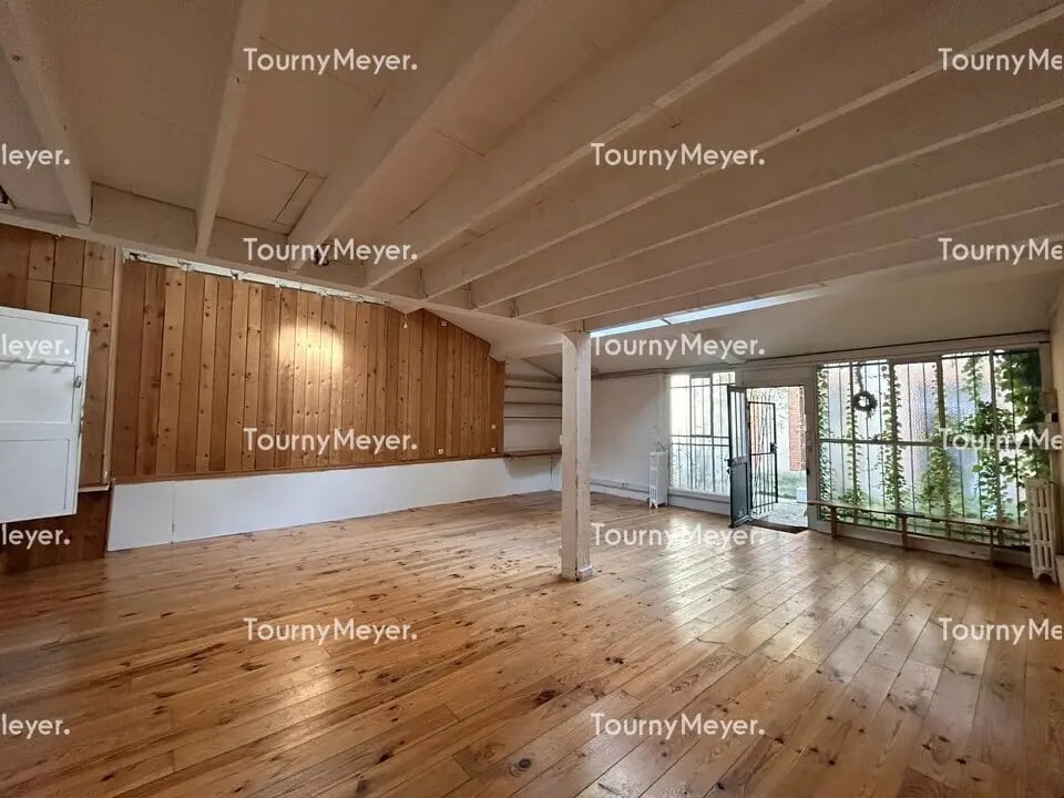 Office in Toulouse for lease Building Photo- Image 1 of 6