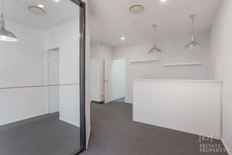1 Awonga Ct, Karana Downs for lease Interior Photo- Image 2 of 11