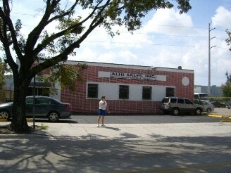 1836 NW 23rd St, Miami, FL à vendre Photo principale- Image 1 de 3