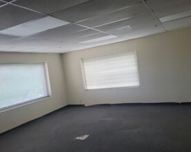 3815 Mission Ave, Oceanside, CA for lease Building Photo- Image 1 of 10