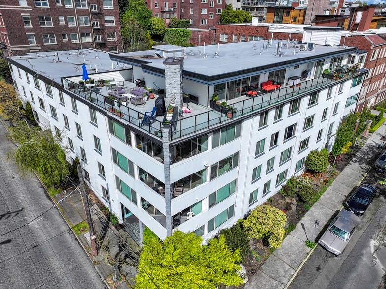800 Queen Anne Ave N, Seattle, WA à vendre - Photo du bâtiment - Image 1 de 23