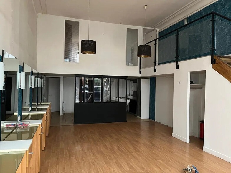 7 Rue Dupuytren, Paris for lease - Interior Photo - Image 2 of 11