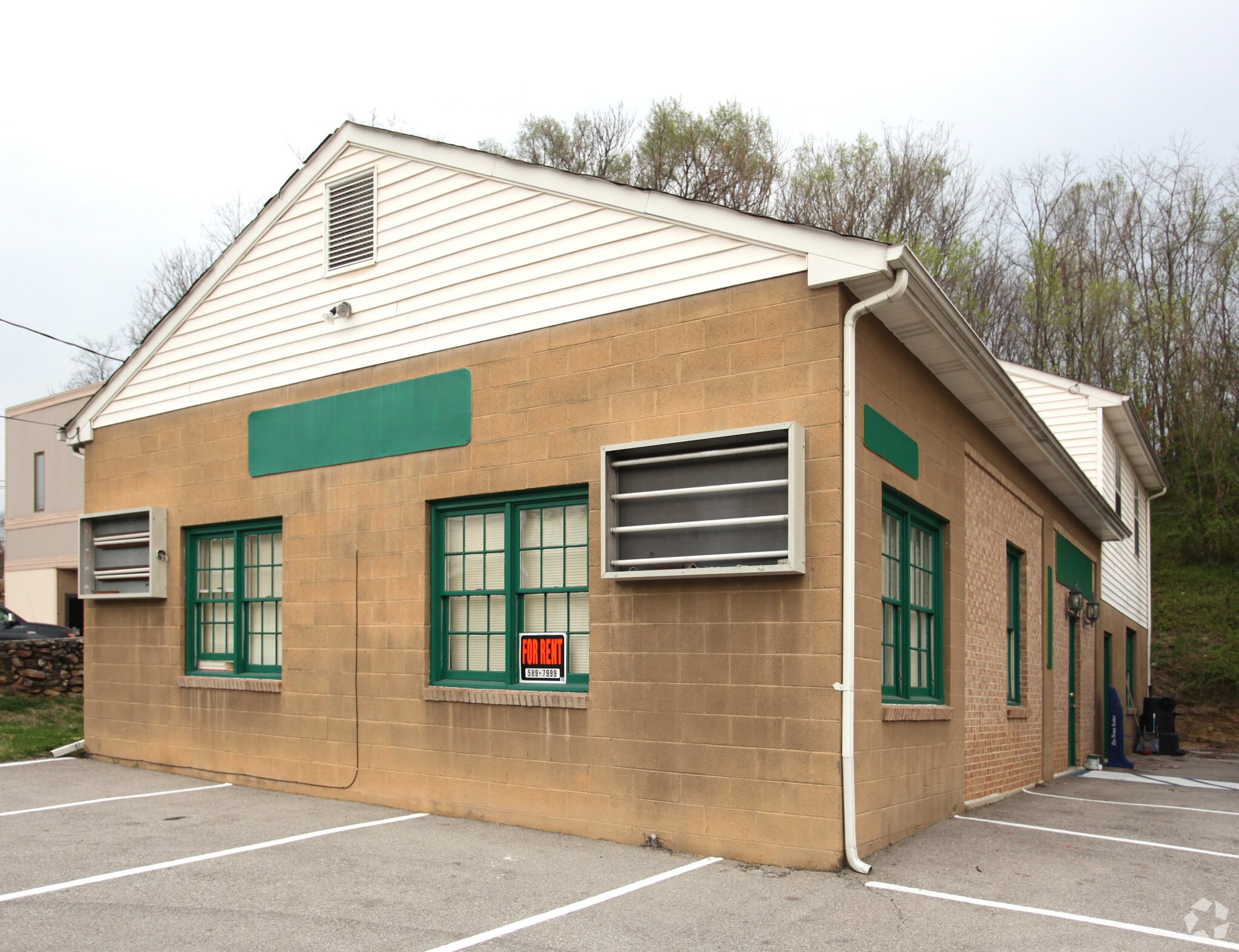 5105 Melrose Ave NW, Roanoke, VA for sale Primary Photo- Image 1 of 3