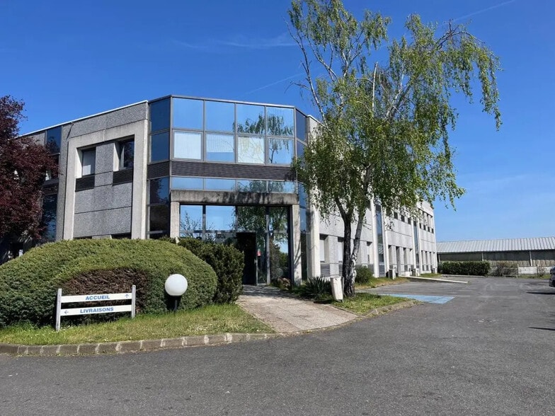 Rue Des Bussys, Eaubonne for sale - Building Photo - Image 2 of 20