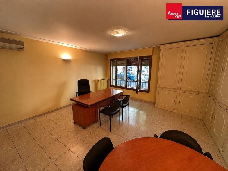 8 Avenue Malherbes, Aix-en-Provence à louer - Photo du bâtiment - Image 2 de 7