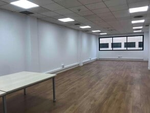 Office in Alcobendas, Madrid for lease Interior Photo- Image 1 of 5