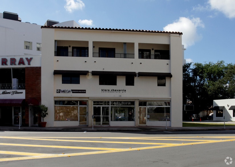 2910-2914 Ponce De Leon Blvd, Coral Gables, FL for lease - Building Photo - Image 2 of 4