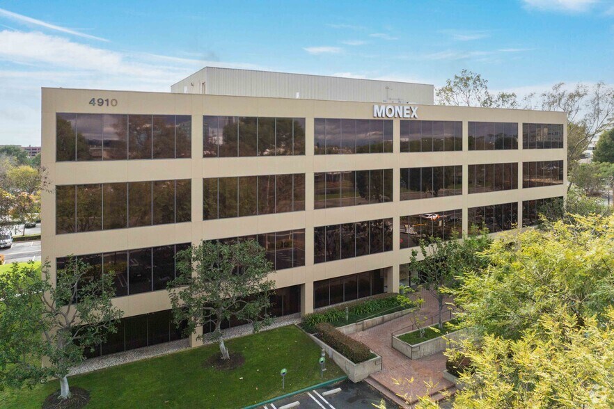 4910 Birch St, Newport Beach, CA for lease - Building Photo - Image 3 of 5